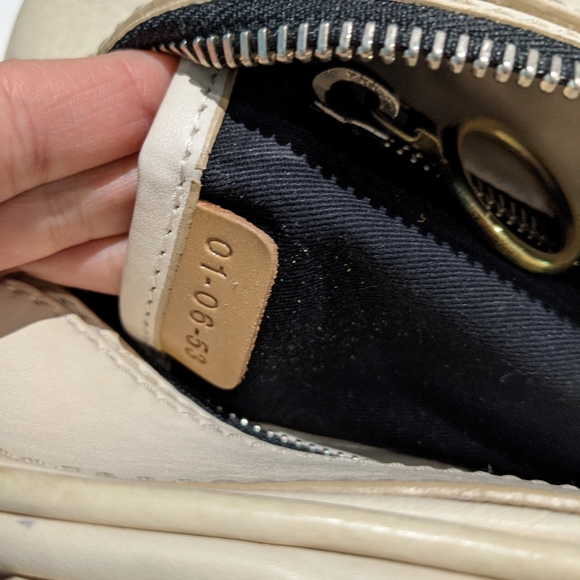 Authentic Chloe Betty Bag in Cream - Picture 9 of 9